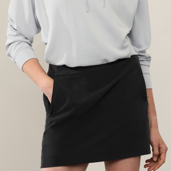 Athleta Pants - Athleta Brooklyn Mid Rise Skort Black Skirt Built in Shorts Size 16